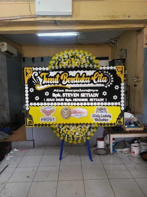 Papan Bunga di Polowijen Blimbing