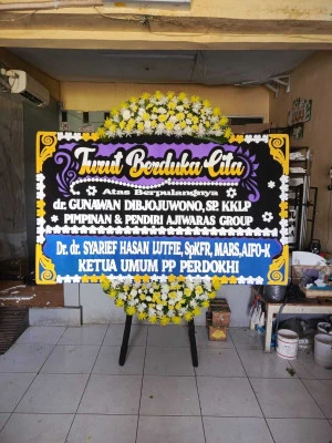 Papan Bunga di Polowijen Blimbing